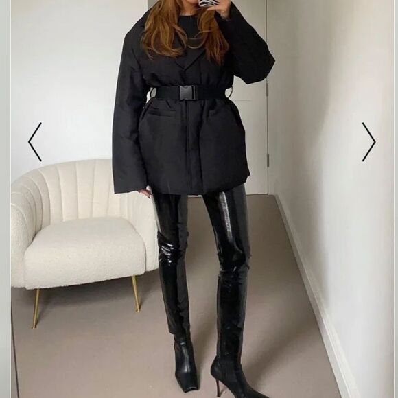 Fitted Vinyl Pants
NA-KD Party,Black - Picture 1 of 11